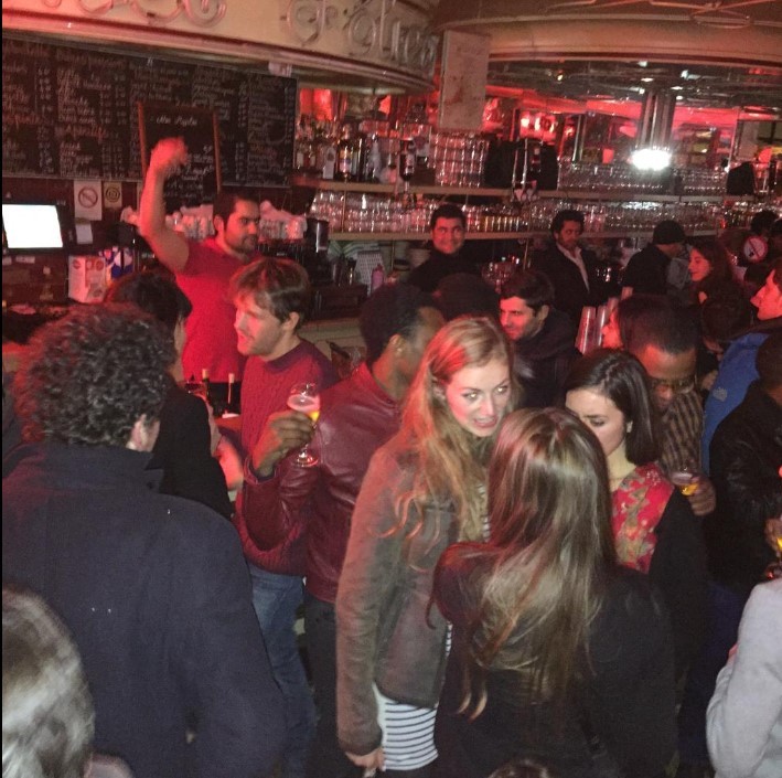 Aux Folies réserver